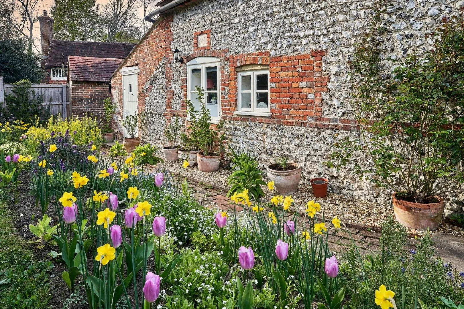 spring kerb appeal