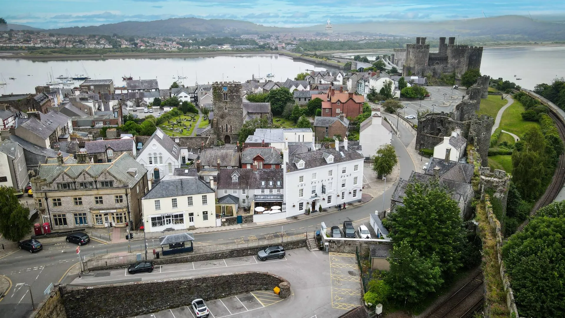 Area Guides for Conwy (1)