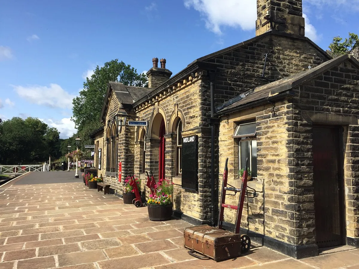 Area Guides for Oakworth (5)